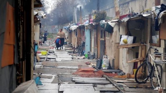 Wouter van Ginneken: «La sociedad debe presionar a los gobiernos para que terminen con la pobreza»
